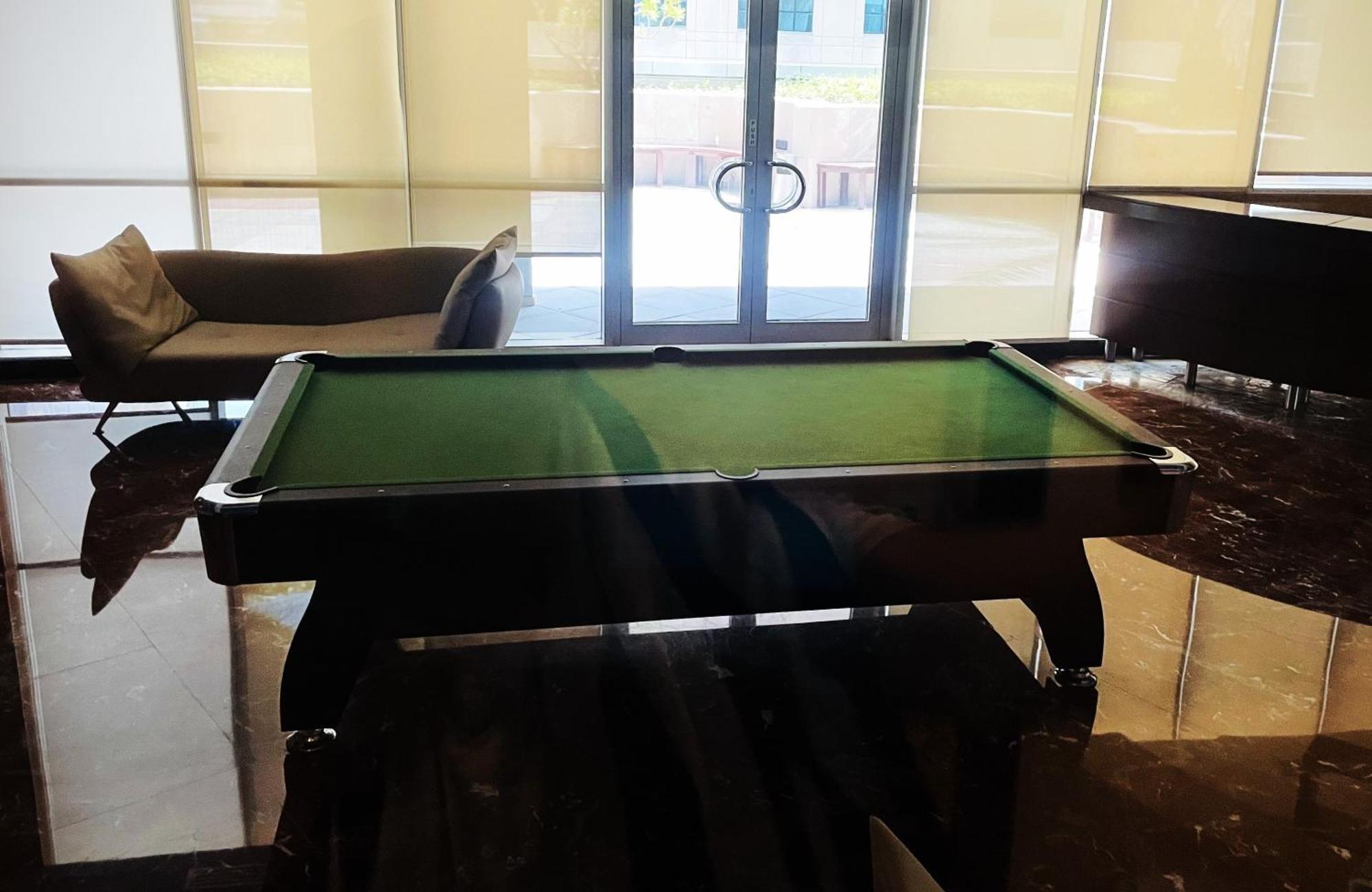 Marina View With Pool, Gym, Tennis Court, 5 Mins To Beach Dubai Eksteriør billede